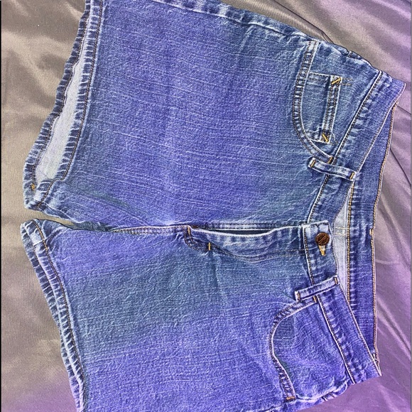 Riders Vintage Jean Shorts - Picture 2 of 2